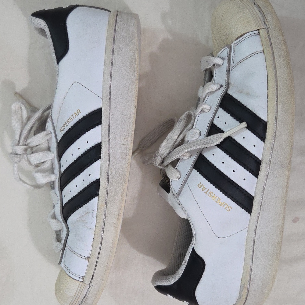 ADIDAS SUPERSTAR,  Classic White Sneackers